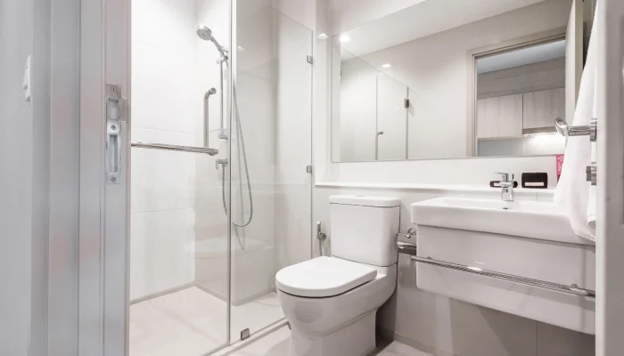 Minimalist Modern Hotel Bathroom
